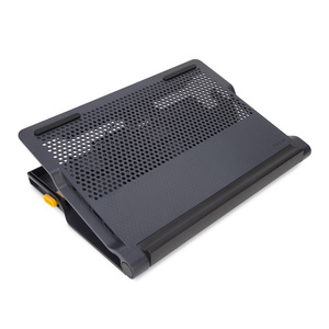 BASE REFRIGERANTE TARGUS AWE81US (HUB 4 USB) BASE REFRIGERANTE TARGUS AWE81US (HUB 4 USB)